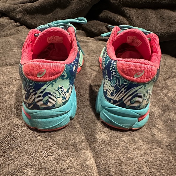 ASICS kids size 7 sneakers - Picture 5 of 6